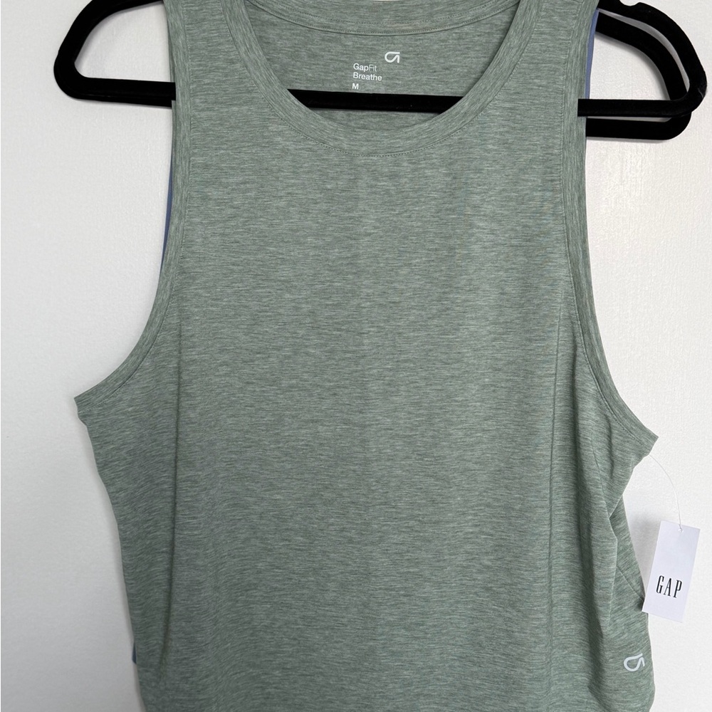 GAP GapFit Breathe Muscle Tees (2) M - Picture 3 of 4